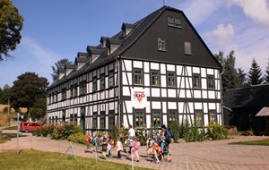 Vorschaubild CVJM-Huthaus Schneeberg