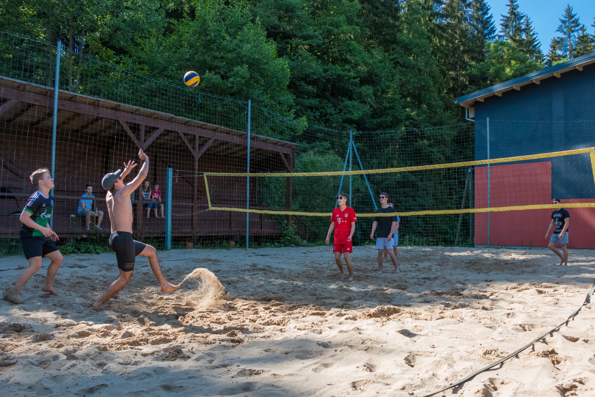 cvjm-gastfreunde-strobel-muehle-pockau-bild-26_beachvolleyball.jpg