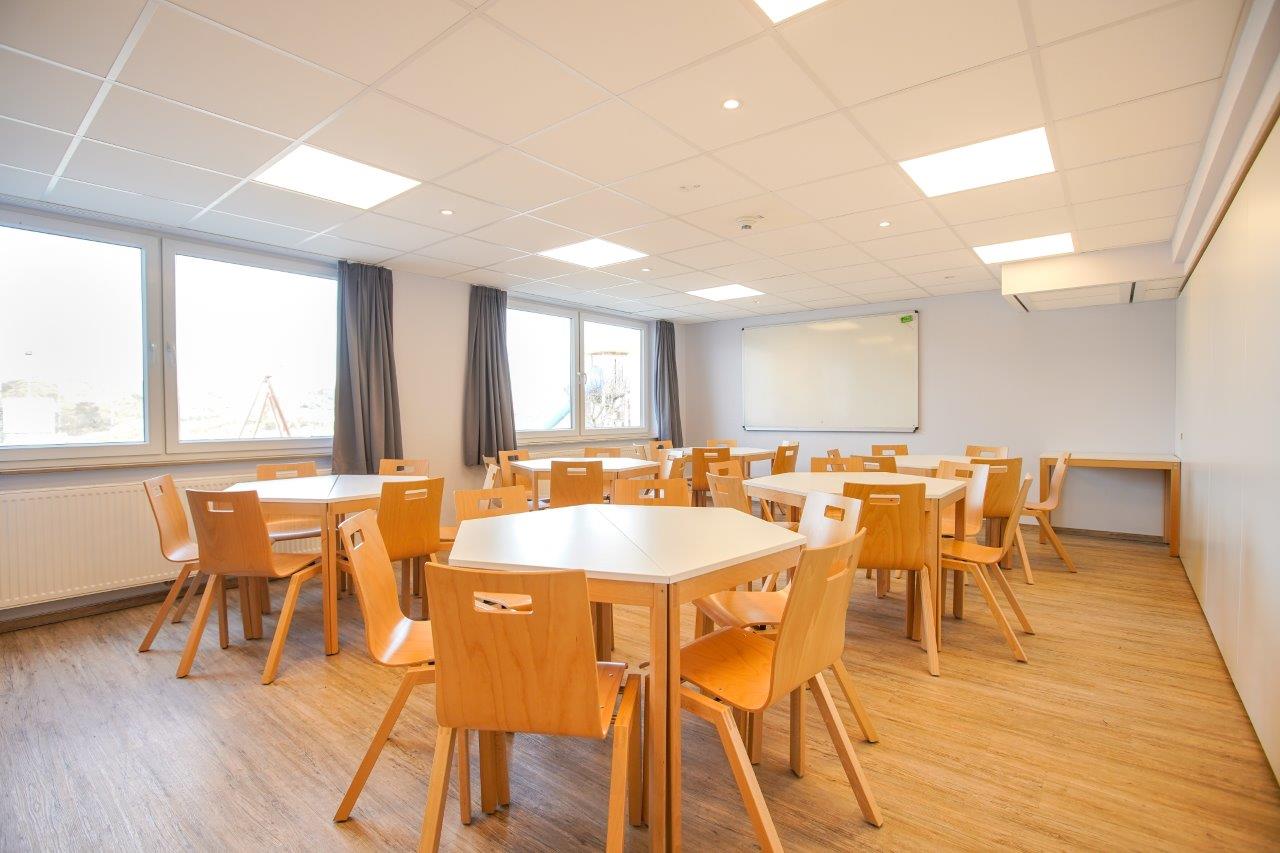 Aufenthaltsraum Backbord.jpg