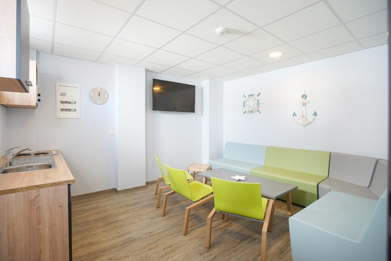 Aufenthaltsraum und Teeküche Offiziersmesse.jpg