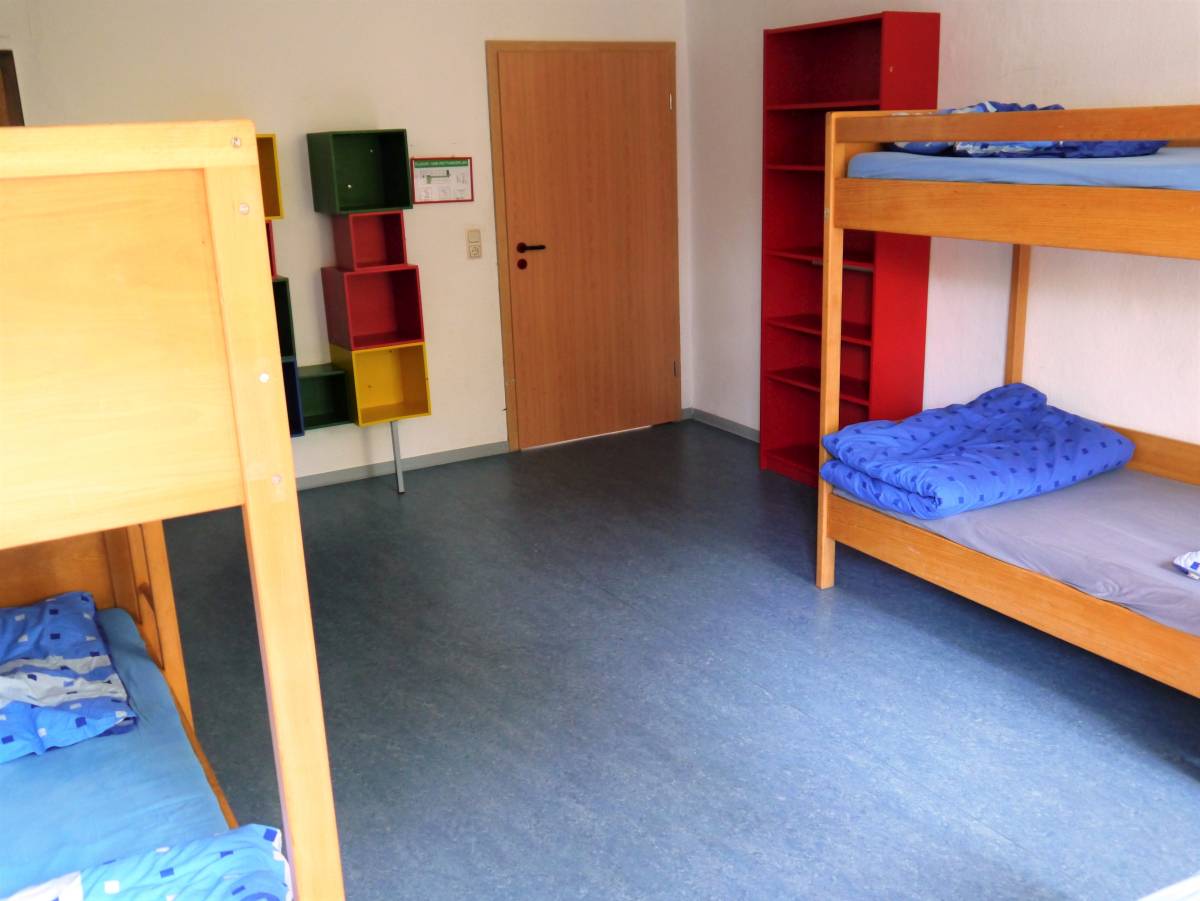 Schlafzimmer 1.jpg
