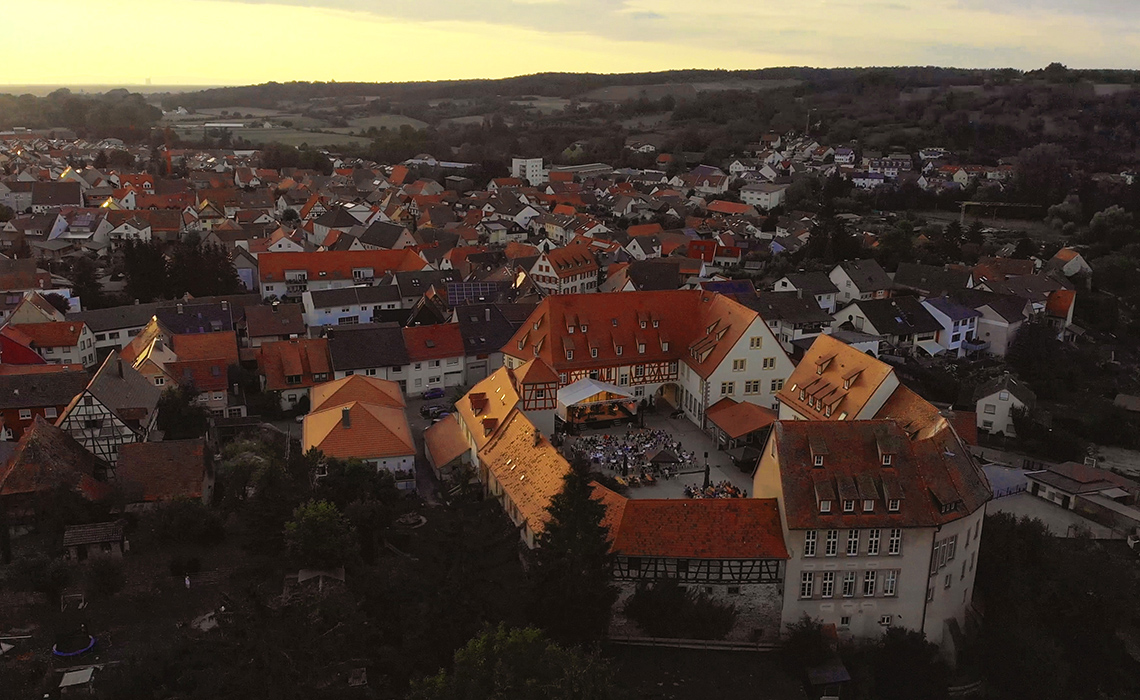 cvjm-gastfreunde-cvjm-lebenshaus-schloss-unteroewisheim-bild-9.jpg